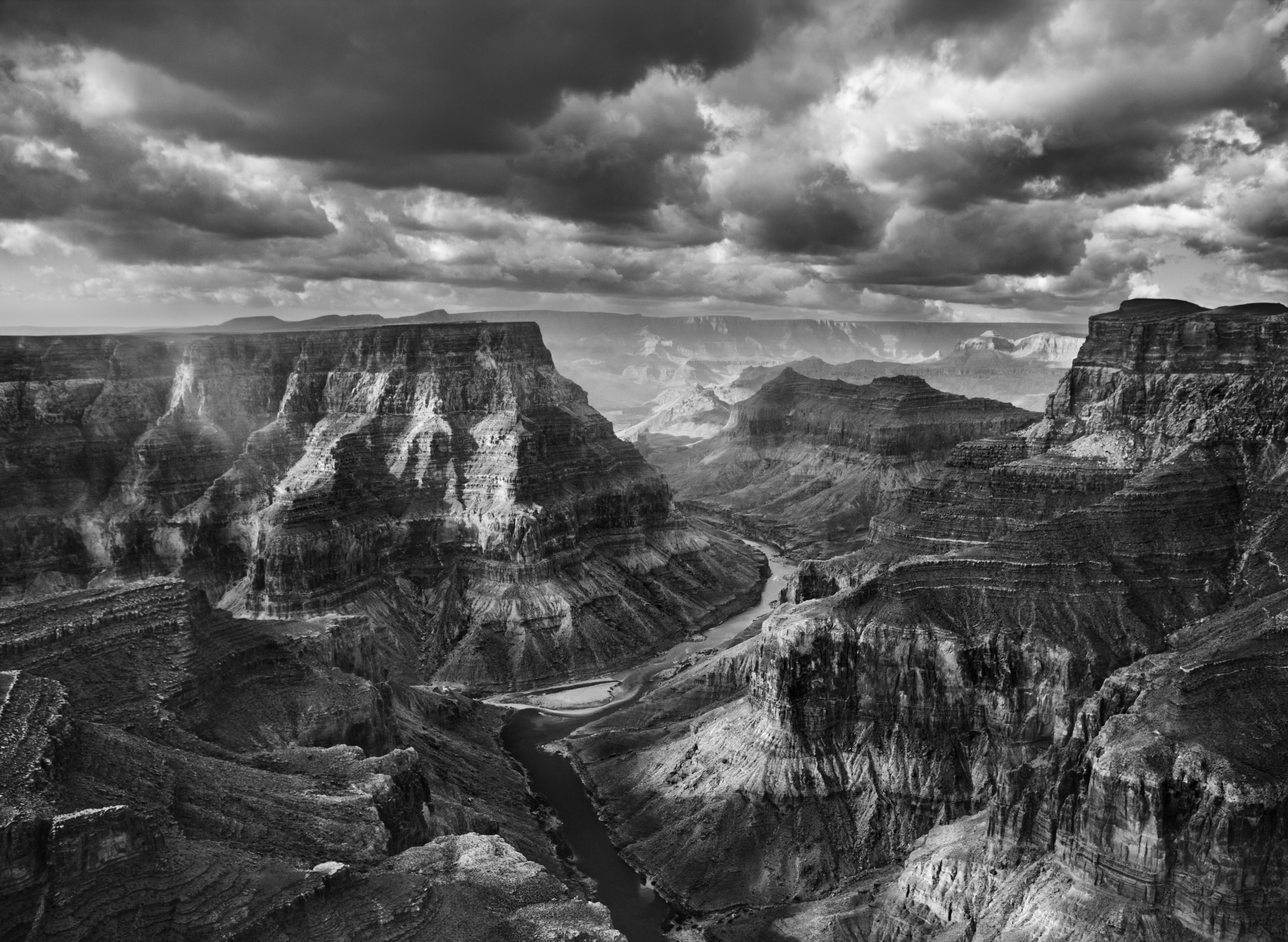 U Magazine: Tribute to Earth by Sebastião Salgado - UUU Blog | UUU Blog